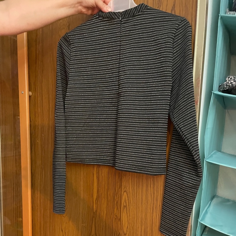 Blouse - Picture 2 of 3